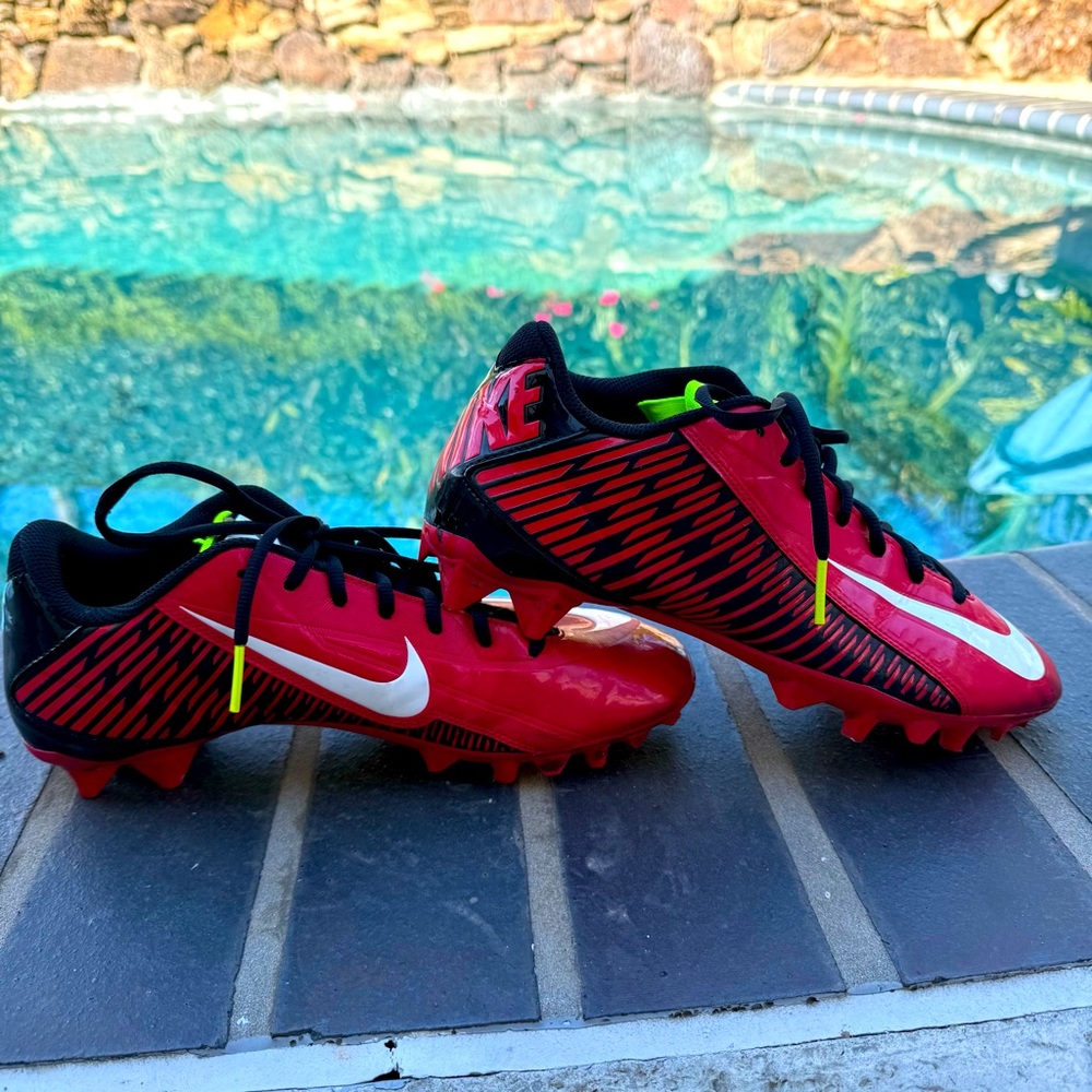 Nike Vapor Cleats size 10